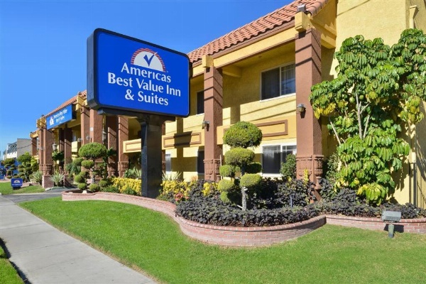 Americas Best Value Inn & Suites - Fontana image 1
