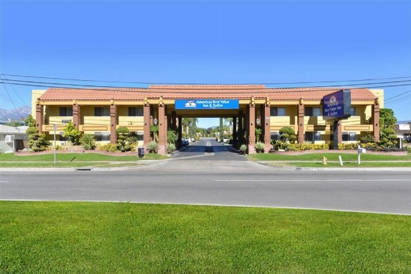 Americas Best Value Inn & Suites - Fontana image 20